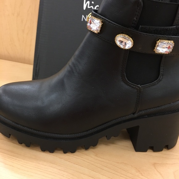 🖤💎Nicole Miller Gem Ankle Boots 🖤💎 - Picture 5 of 9
